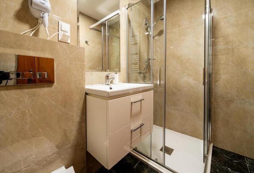 اتاق لوکس, Piastun Spa&wellness Krynica Zdrój