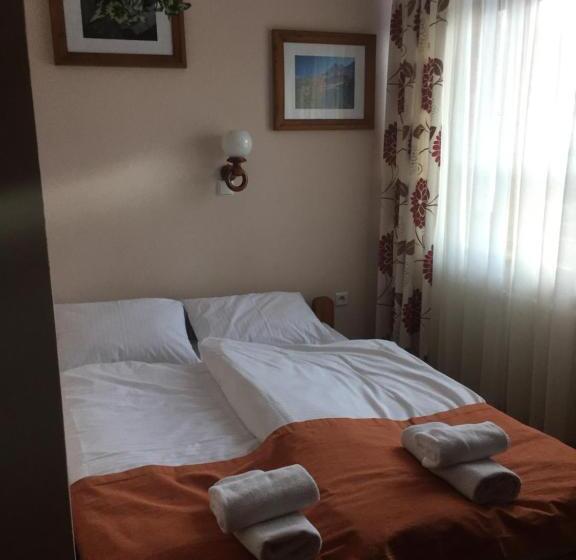 اتاق استاندارد سه نفره, Aparthotel Pod Nosalem