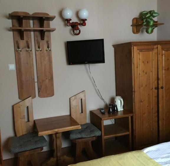 اتاق استاندارد سه نفره, Aparthotel Pod Nosalem