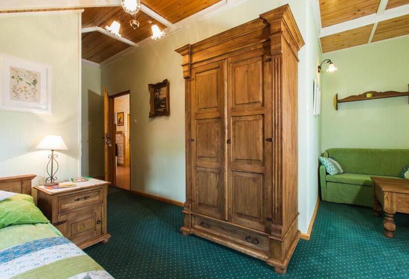 اتاق لوکس, Villa Cynamon
