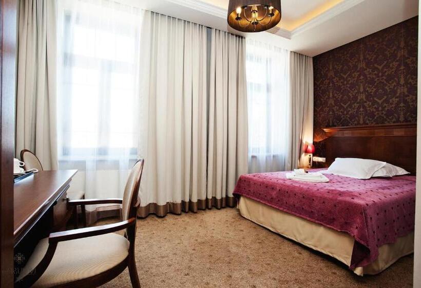 اتاق استاندارد یک نفره, Akvilon