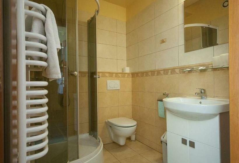 اتاق استاندارد, Restauracja Pod Parowozem