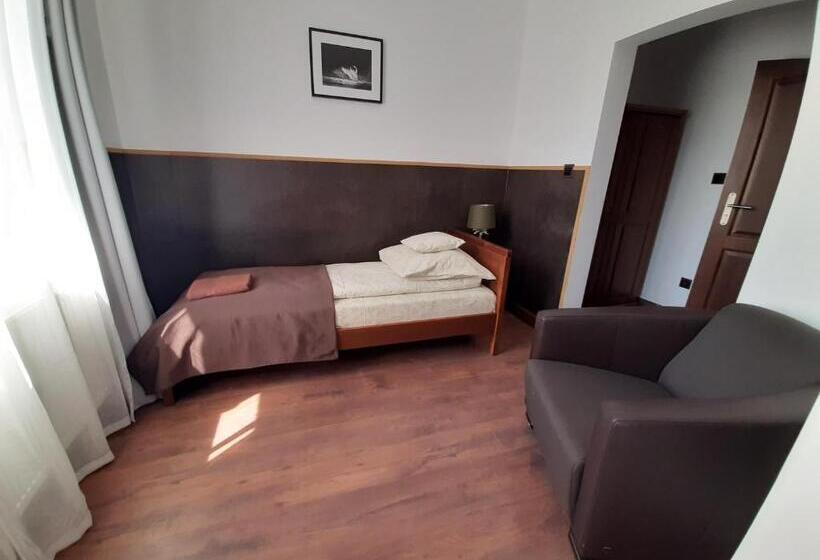 اتاق سوپریور سه تخته, Centrum Konferencyjne Brancon