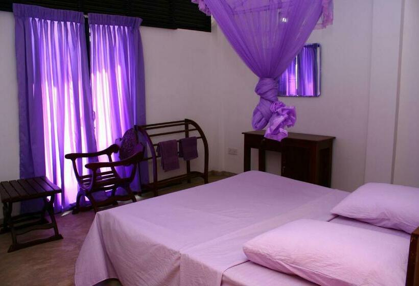 اتاق استاندارد, Relax Inn Hikkaduwa