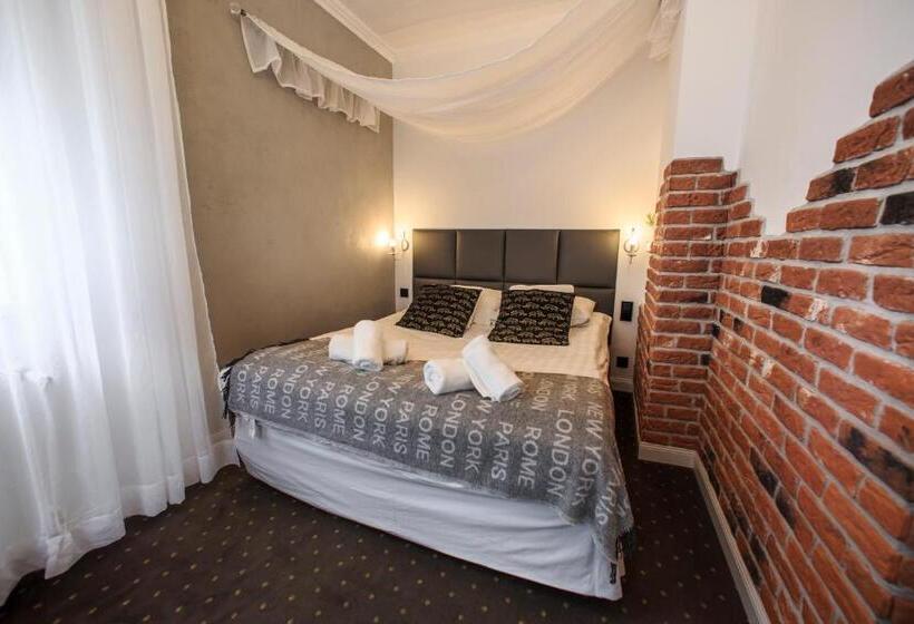 اتاق استاندارد یک نفره, Rezydencja Pod Tężnią & Spa