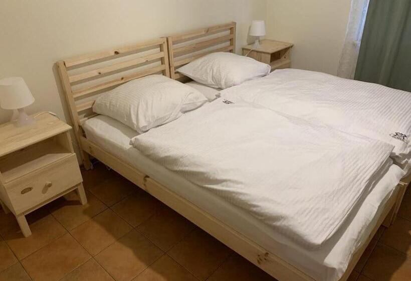 بانگلوی استاندارد, Zacisze,pl Domki Premium I Bungalowy Deluxe Nad Jeziorem łagowskim