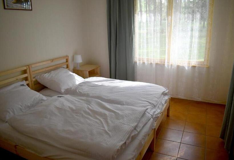 بانگلوی استاندارد, Zacisze,pl Domki Premium I Bungalowy Deluxe Nad Jeziorem łagowskim