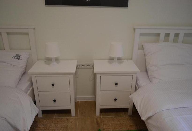 کلبه ییلاقی سوپریور یک خوابه, Zacisze,pl Domki Premium I Bungalowy Deluxe Nad Jeziorem łagowskim