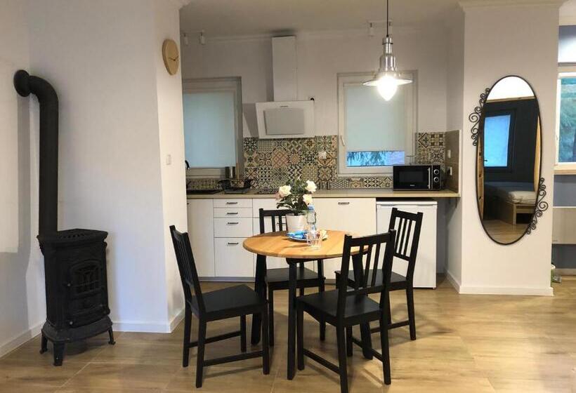 کلبه ییلاقی سوپریور یک خوابه, Zacisze,pl Domki Premium I Bungalowy Deluxe Nad Jeziorem łagowskim