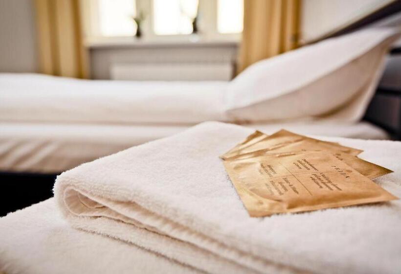 اتاق استاندارد سه تخته با سرویس بهداشتی مشترک, Sleep In Hostel & Apartments Stary Rynek