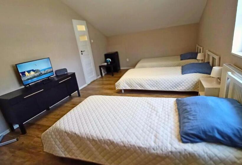 اتاق استاندارد سه نفره, Smart Stay Hostel Gdynia