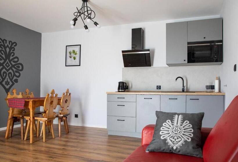 آپارتمان 1 خوابه با تراس, 5 Wierchów Apartamenty
