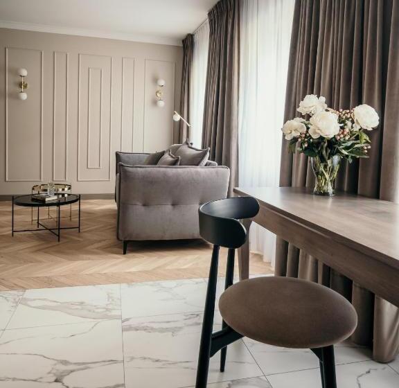 استودیوی استاندارد, Apartamenty Małe Garbary