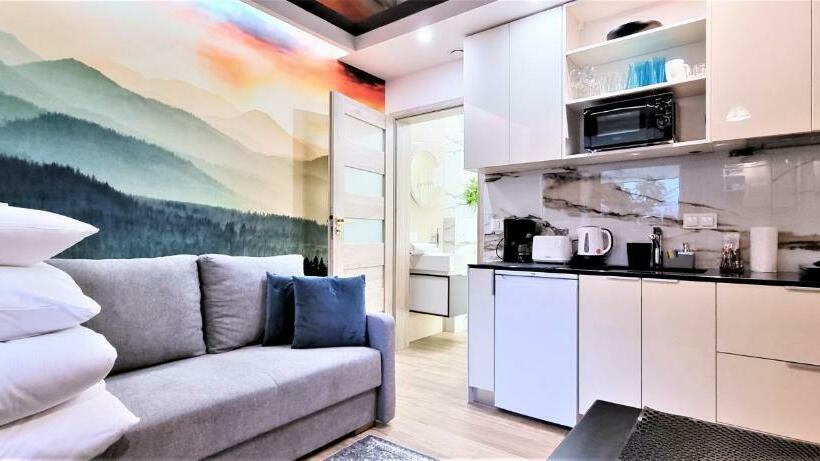 استودیوی استاندارد, Vip Apartamenty Chałubińskiego Apart