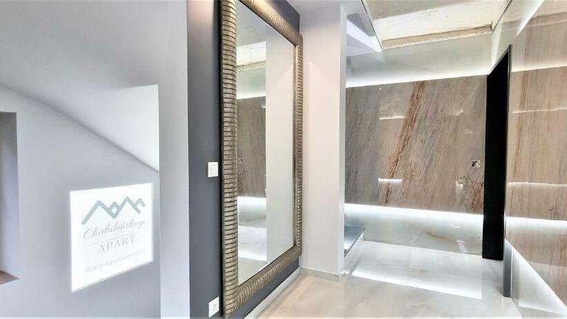 استودیوی استاندارد, Vip Apartamenty Chałubińskiego Apart