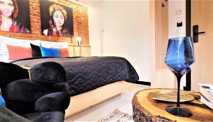 استودیو استاندارد با بالکن, Vip Apartamenty Chałubińskiego Apart