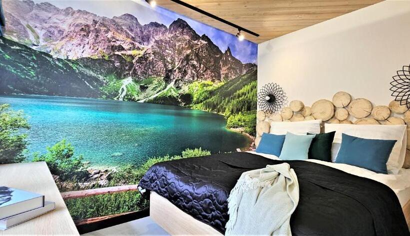 استودیوی استاندارد, Vip Apartamenty Chałubińskiego Apart