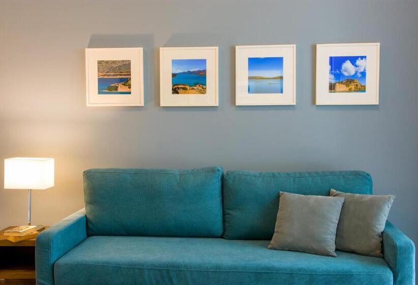 استودیوی استاندارد, Elounda Colour Apartments