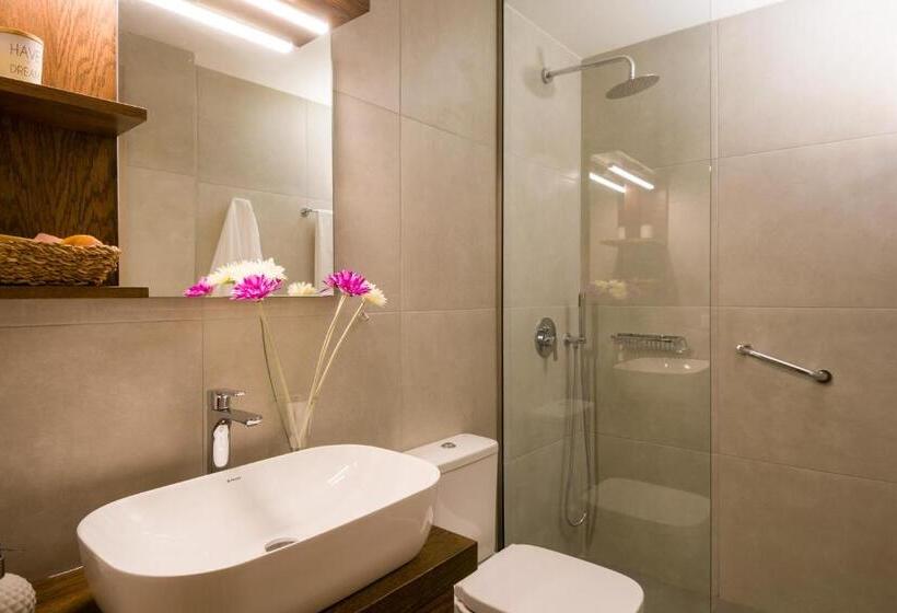 استودیوی استاندارد, Elounda Colour Apartments