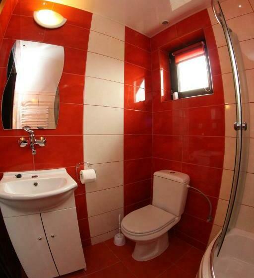 اتاق استاندارد سه نفره, Pokoje I Apartamenty U Sabiny   Apartament I Domek Z Jacuzzi Na Wyłączność   Pozostałe Pokoje Bez Ja