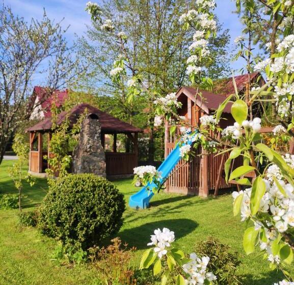 سوئیت با وان آب گرم, Pokoje I Apartamenty U Sabiny   Apartament I Domek Z Jacuzzi Na Wyłączność   Pozostałe Pokoje Bez Ja