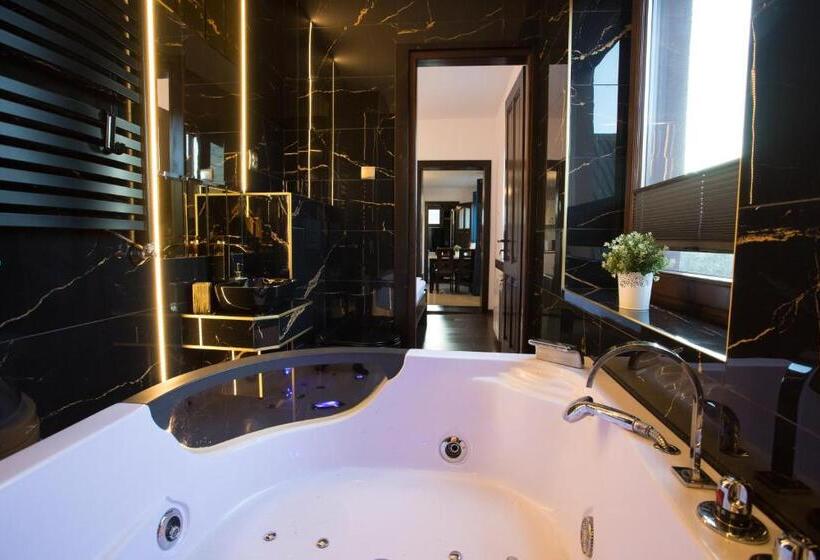 سوئیت با وان آب گرم, Pokoje I Apartamenty U Sabiny   Apartament I Domek Z Jacuzzi Na Wyłączność   Pozostałe Pokoje Bez Ja