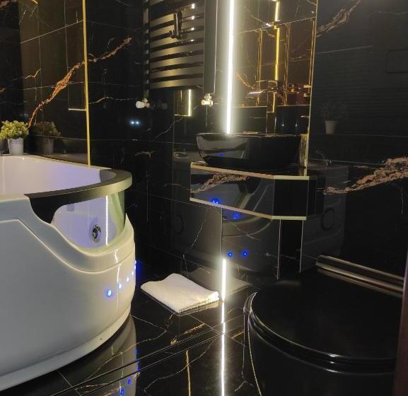 سوئیت با وان آب گرم, Pokoje I Apartamenty U Sabiny   Apartament I Domek Z Jacuzzi Na Wyłączność   Pozostałe Pokoje Bez Ja