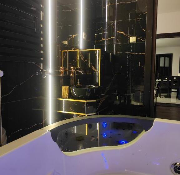 سوئیت با وان آب گرم, Pokoje I Apartamenty U Sabiny   Apartament I Domek Z Jacuzzi Na Wyłączność   Pozostałe Pokoje Bez Ja