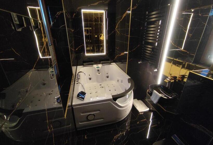 سوئیت با وان آب گرم, Pokoje I Apartamenty U Sabiny   Apartament I Domek Z Jacuzzi Na Wyłączność   Pozostałe Pokoje Bez Ja