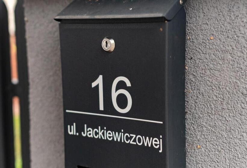 استودیوی استاندارد, Uroczy, Przytulny Apartament Poddasze