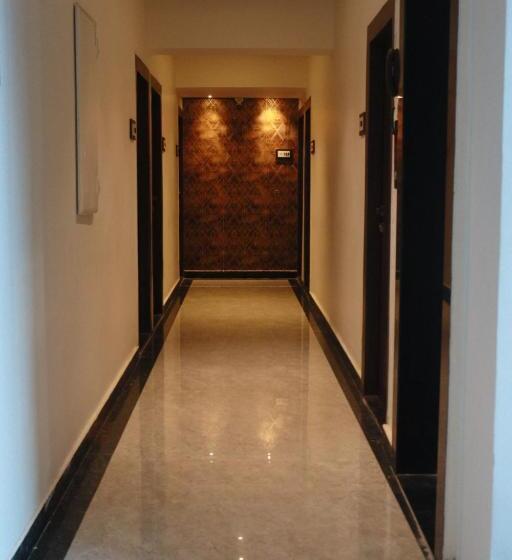 اتاق خانوادگی, Candor Amigo Airoli Mind Space