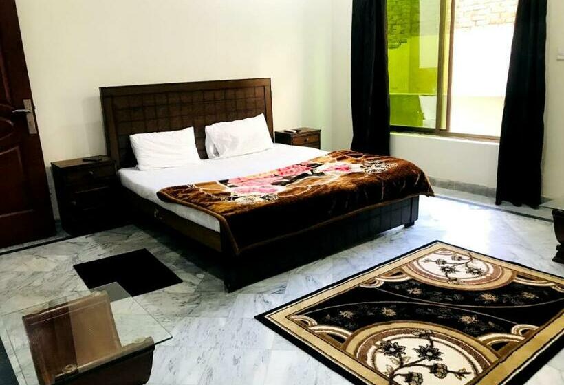اتاق لوکس با بالکن, Kashee S Lodges 2