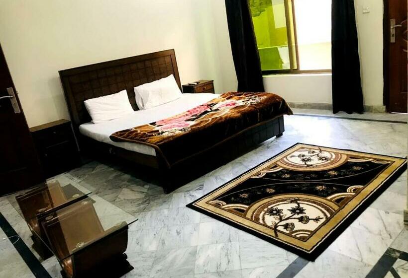 اتاق لوکس با بالکن, Kashee S Lodges 2