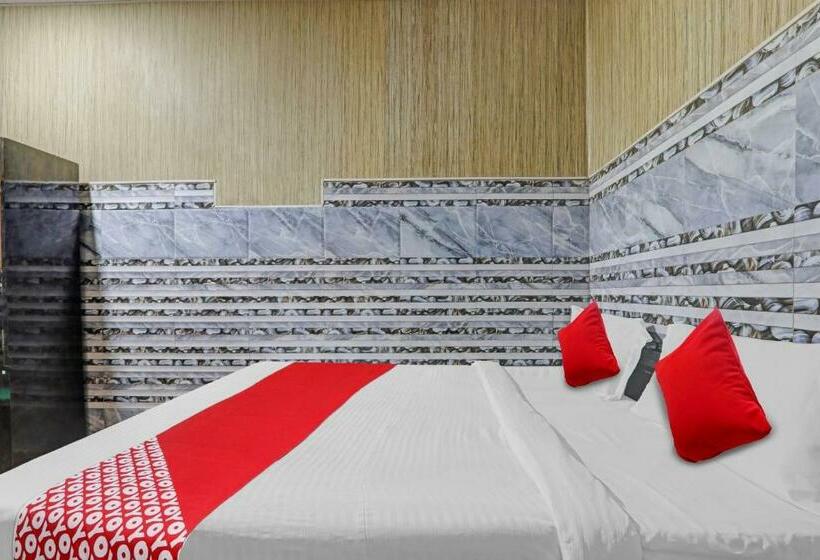 اتاق کلاسیک سه تخته, New Geetanjali