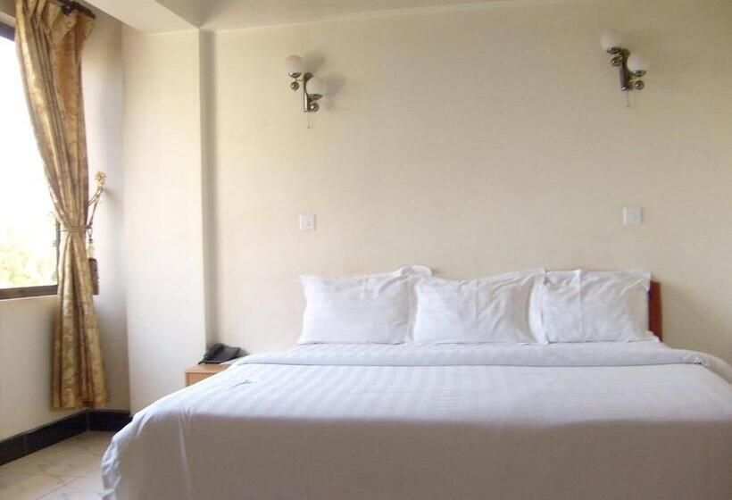 اتاق اکونومی, Kinyaiya S Farm Lodge