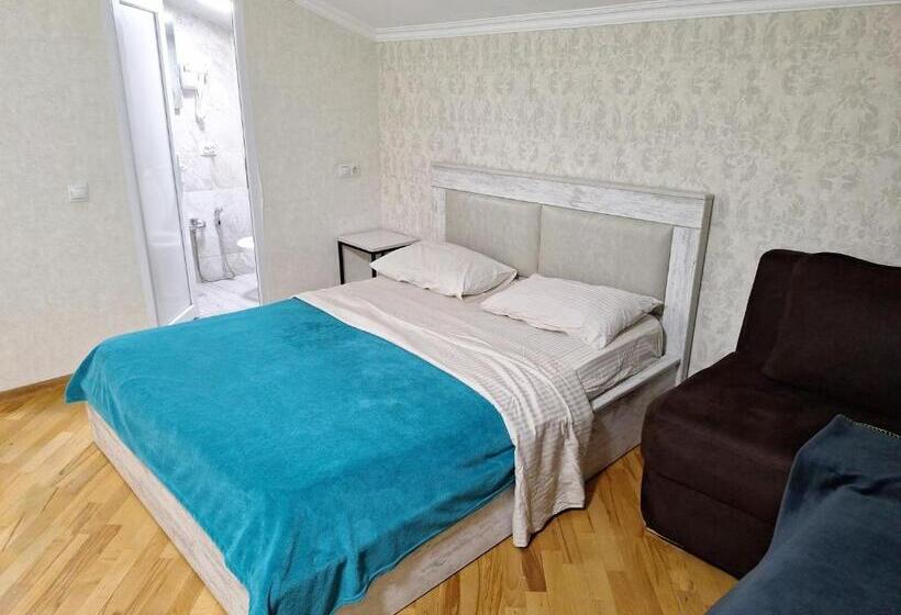 اتاق لوکس, Guest House 15a