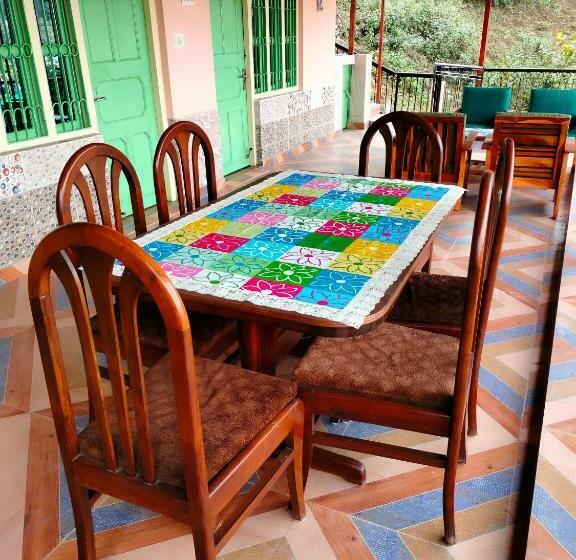 اتاق استاندارد با بالکن, The Moon Light Home Stay