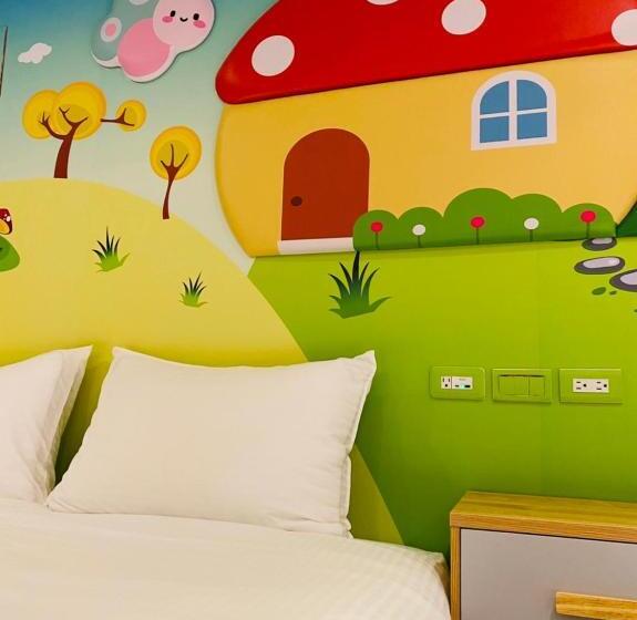 اتاق استاندارد چهار تخته, Have Fun