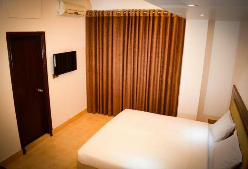 اتاق اکونومی یک تخته, The Alina Hotel & Suites
