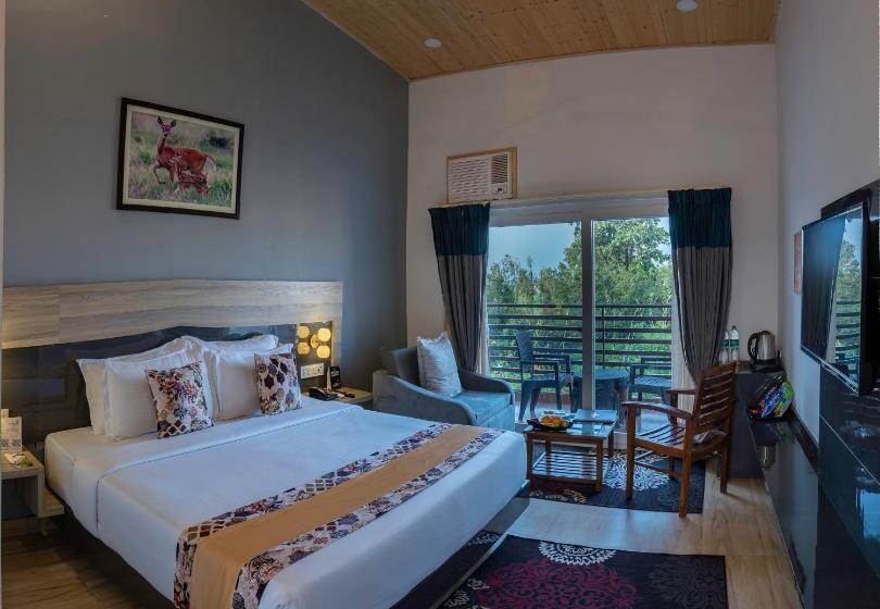 اتاق لوکس, Anantum Gateway Resorts