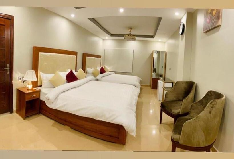 اتاق لوکس چهار تخته, Grand Luxury Hotel Multan