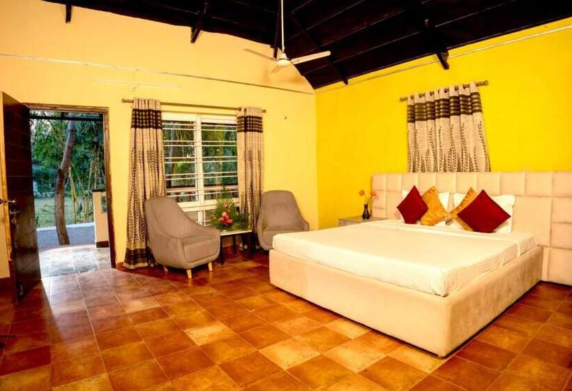 Номер Deluxe Кровать Кинг, Farm Stay Resort   Shamirpet, Hyderabad