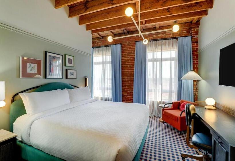 اتاق استاندارد با تخت بزرگ, Trilogy Hotel Montgomery, Autograph Collection