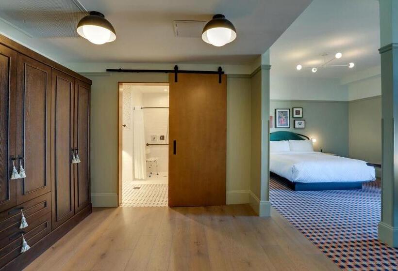سوییت جونیور, Trilogy Hotel Montgomery, Autograph Collection