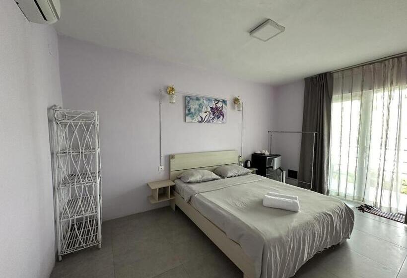 اتاق استاندارد با تخت بزرگ, Ginger Sihanoukville