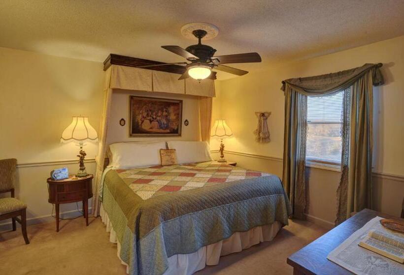 Suite Deluxe Cama King, Blue Mountain Mist Country Inn