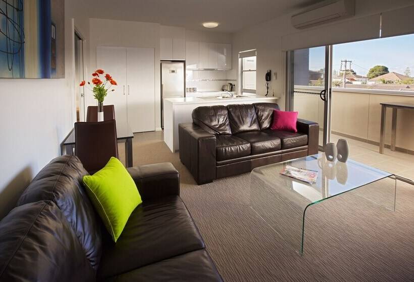 آپارتمان اجرایی 1 خوابه, Charlestown Executive Apartments