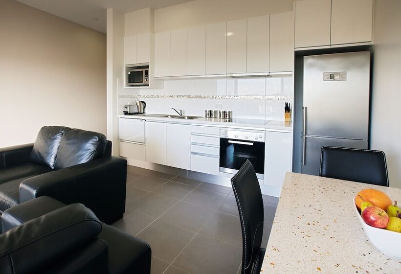 آپارتمان اجرایی 1 خوابه, Charlestown Executive Apartments