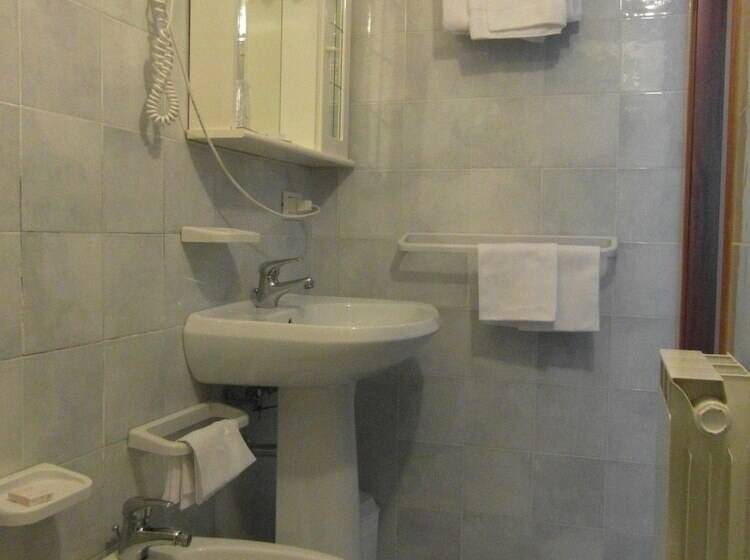 اتاق استاندارد, Albergo Del Sole