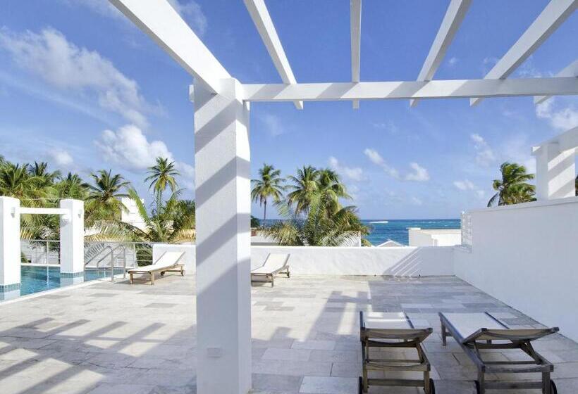 ویلای 3 خوابه, Coral Beach Club Villas & Marina